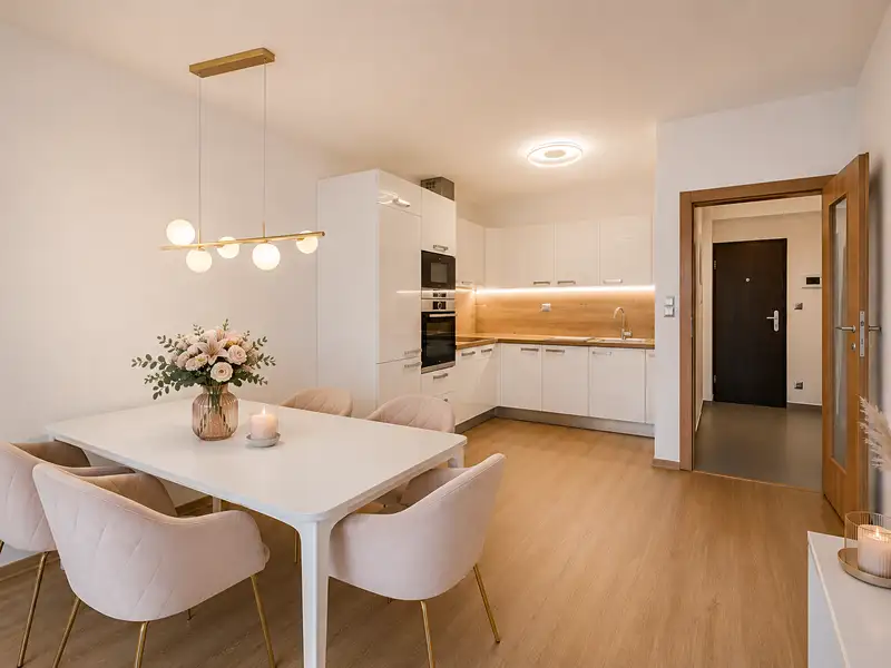 Prodej bytu 2+kk 61 m², Karlovy Vary – náhled fotky 2