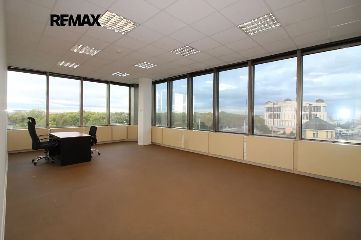 Pronájem kanceláře 42 m²