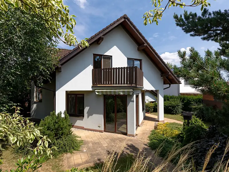 Prodej rodinného domu 140 m², pozemek 901 m², Opava – náhled fotky 1