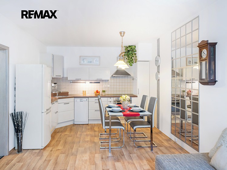 Prodej bytu 3+kk, 63 m² (8 z 24)