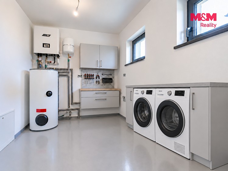 Prodej domu, 216 m² (21 z 30)