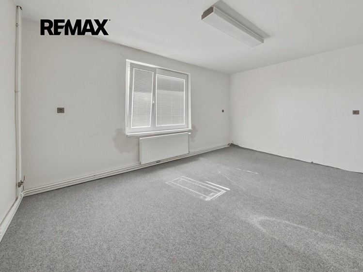 Комерційне приміщення на продаж, 470 м² (27 з 58)