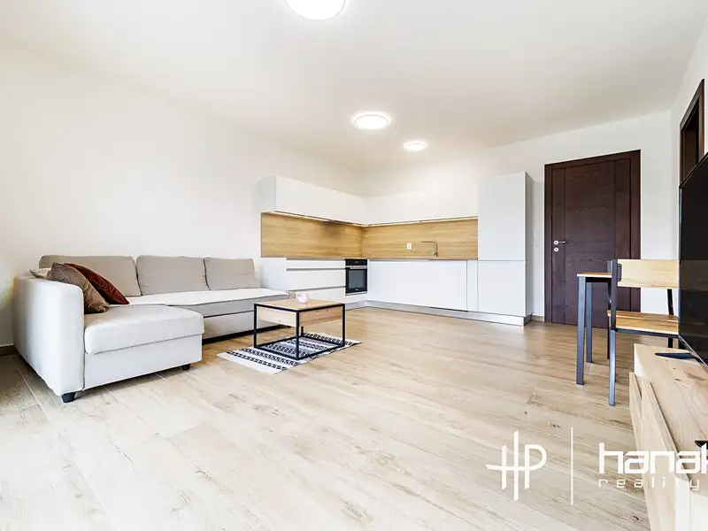 Pronájem bytu 2+kk 53 m², Olomouc – náhled fotky 3