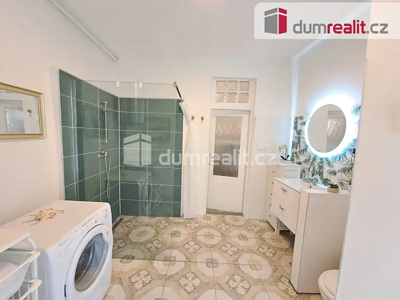 Pronájem rodinného domu 120 m², pozemek 144 m², Jindřichův Hradec – náhled fotky 2