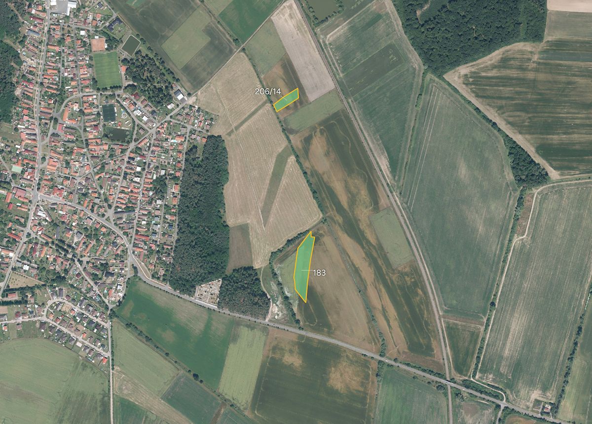 Prodej pole 7487 m², Cerhenice – fotka 1 z 3