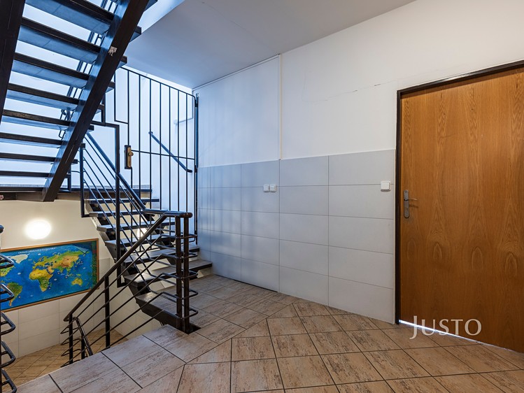 Комерційне приміщення в оренду, 54 м² (26 з 27)