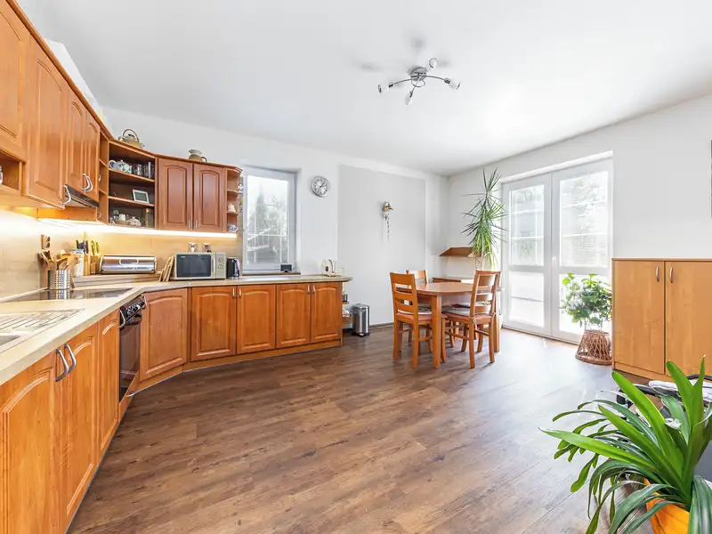 Prodej rodinného domu 266 m², pozemek 1340 m², Koclířov – náhled fotky 2