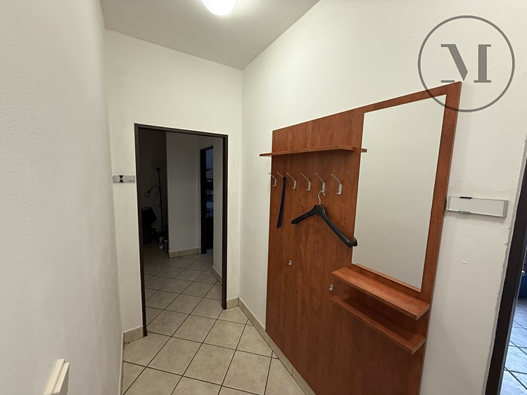 Комерційне приміщення в оренду, 1 000 м² (18 з 24)