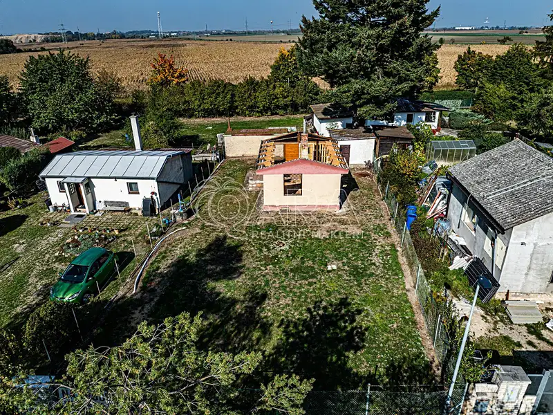 Prodej stavebního pozemku 394 m², Praha – náhled fotky 2