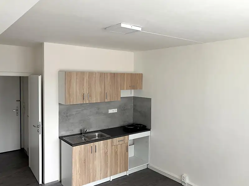 Prodej bytu 1+kk 25 m², Zlín – náhled fotky 1