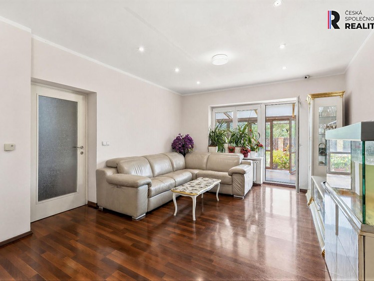 The House for sale, 340 m² (3 of 34)
