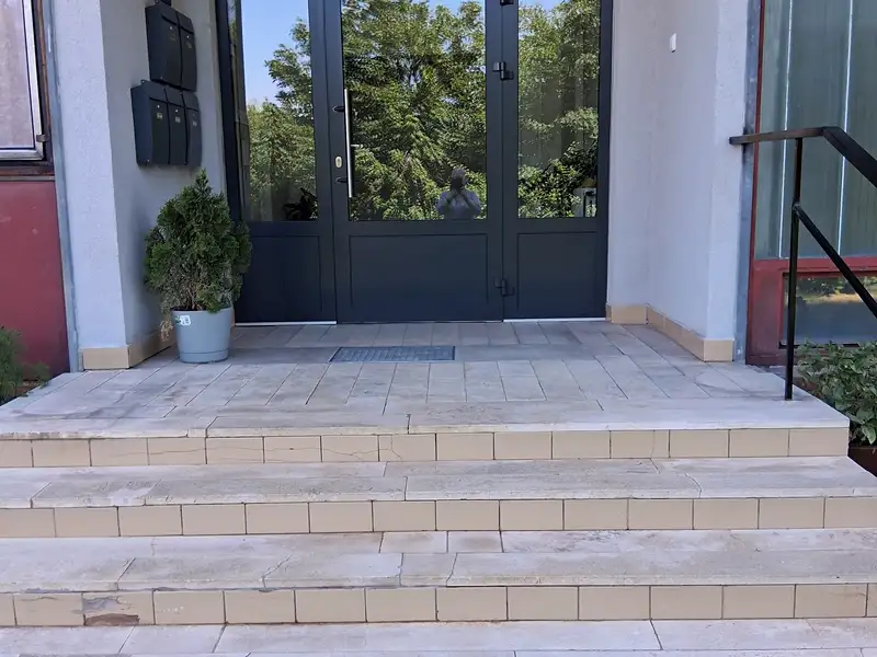 Pronájem skladového prostoru 469 m², Most – náhled fotky 2