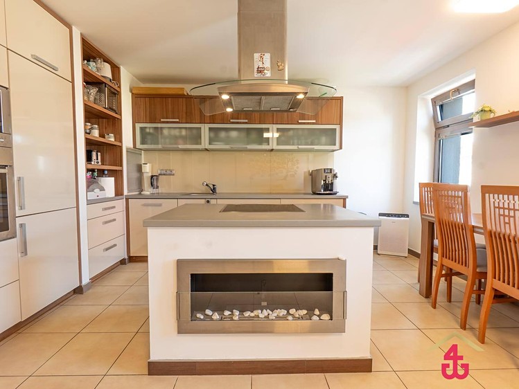 Будинок на продаж, 257 м² (18 з 32)