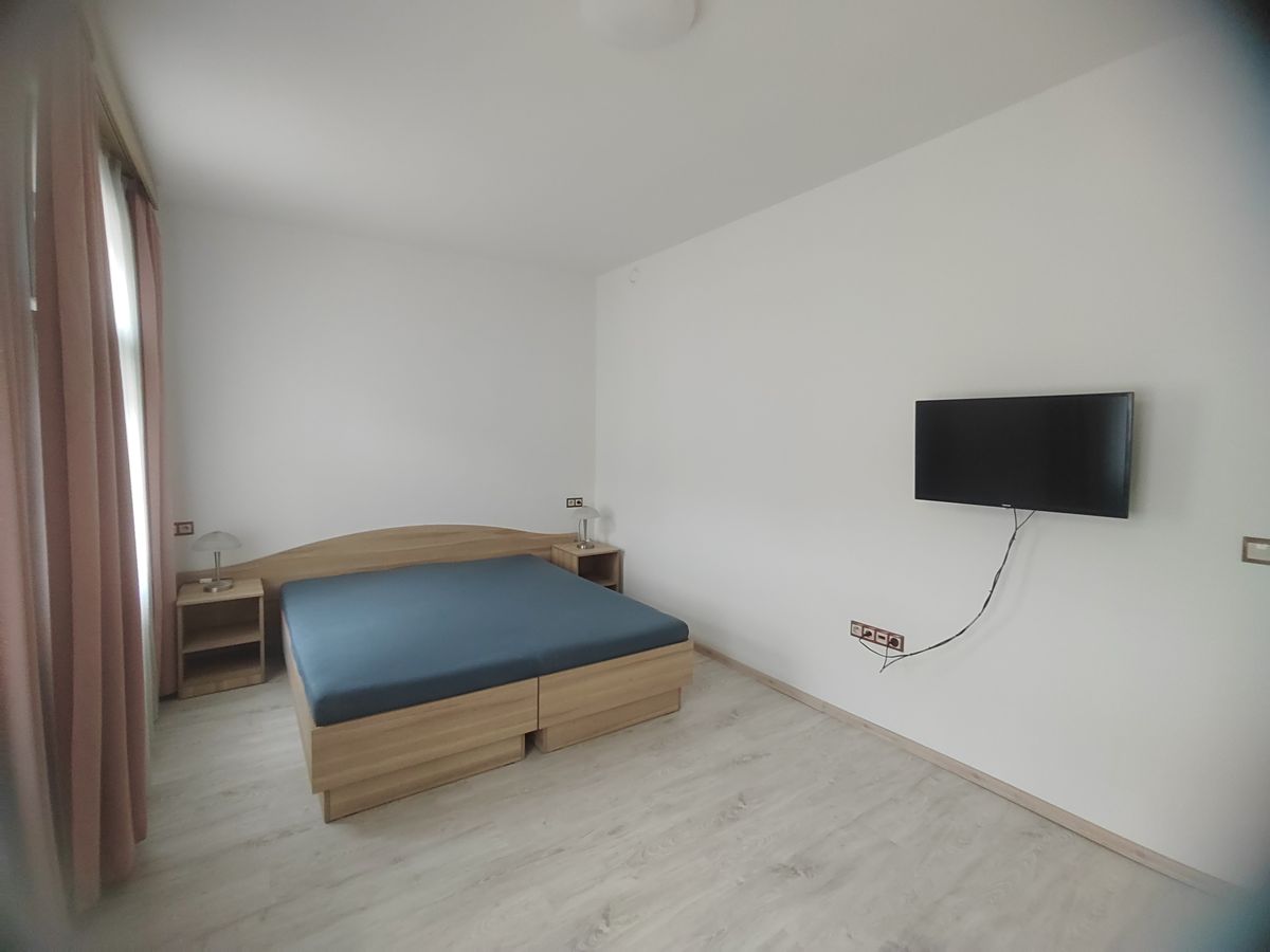 Pronájem bytu 1+kk 27 m²