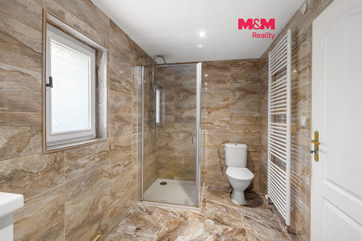 Prodej rodinného domu 156 m², pozemek 136 m², Kladno – fotka 1 z 3