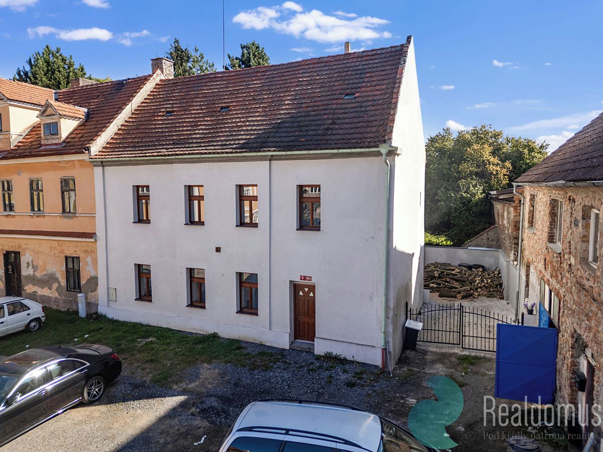 Prodej rodinného domu 130 m², pozemek 205 m², Březnice – fotka 1 z 3