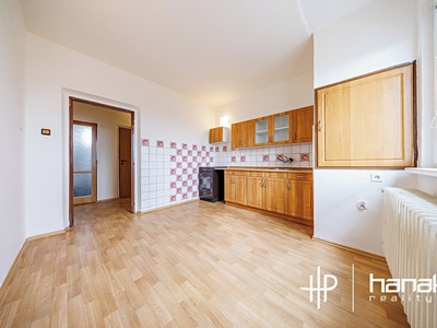 Prodej bytu 3+1, 71 m² (3 z 26)