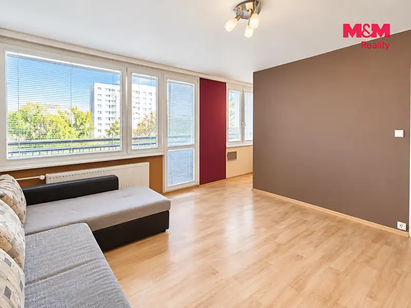 Prodej bytu 1+kk 30 m², Pardubice – náhled fotky 2