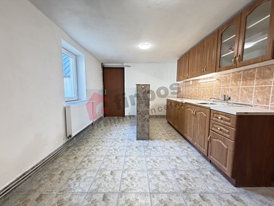 Pronájem bytu 3+1, 66 m² (2 z 17)