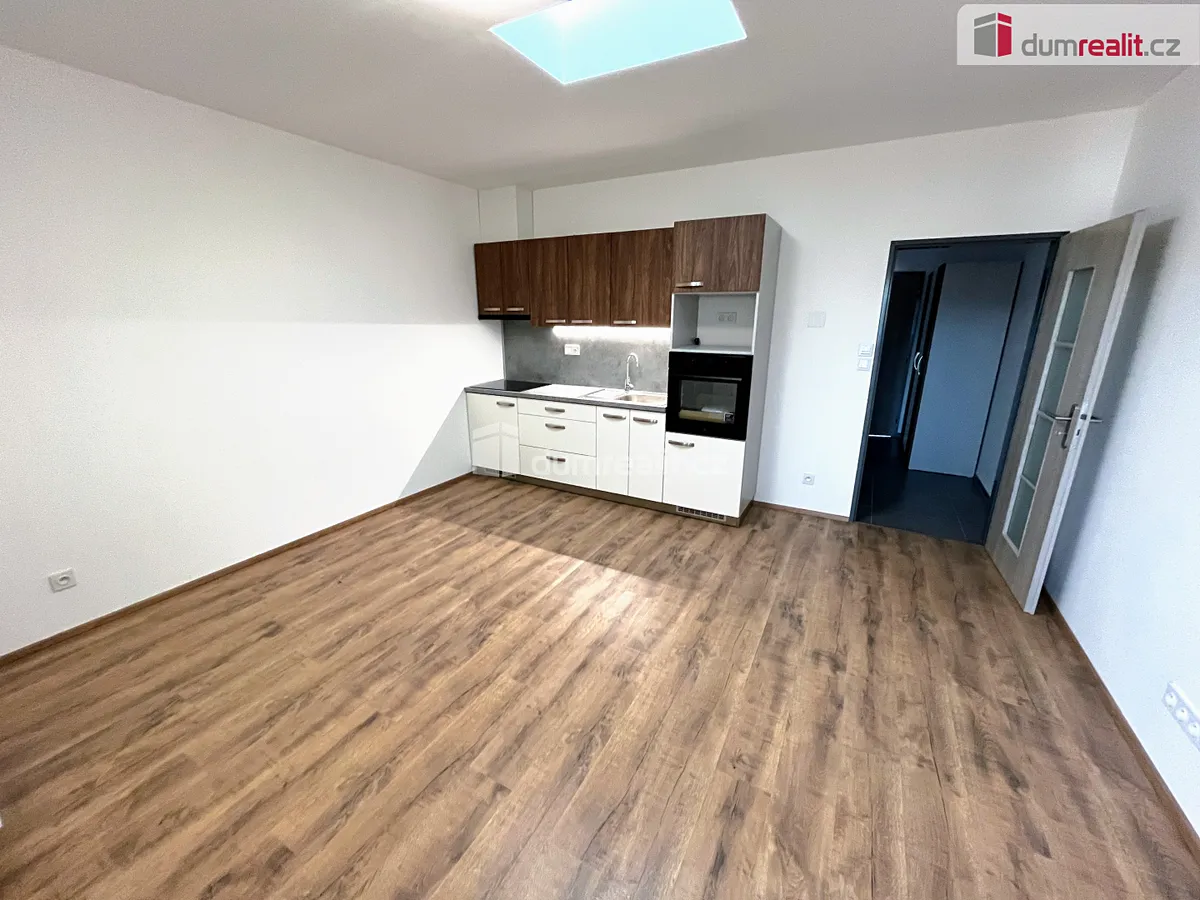 Pronájem bytu 2+kk 55 m²