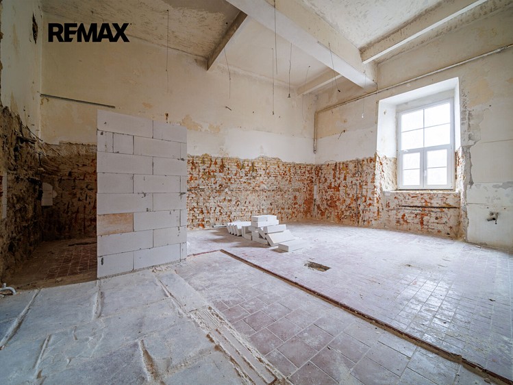 Prodej komerčního prostoru, 158 m² (7 z 20)