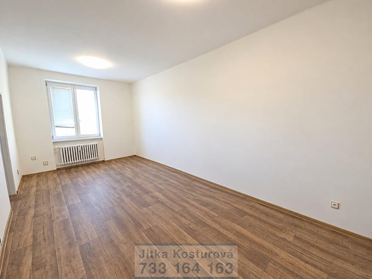 Wohnung 1+1 zum Kauf, 41 m² (9 von 18)