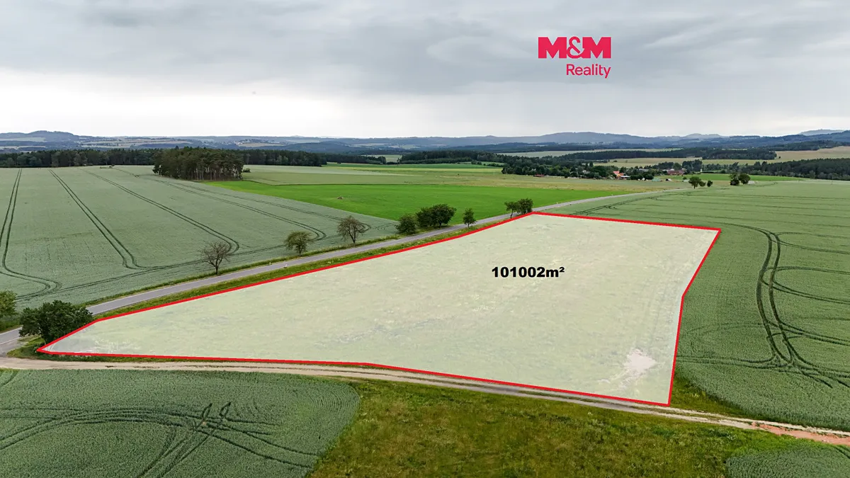 Prodej pole 101002 m²