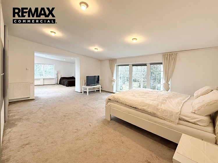 Будинок на продаж, 355 м² (23 з 39)