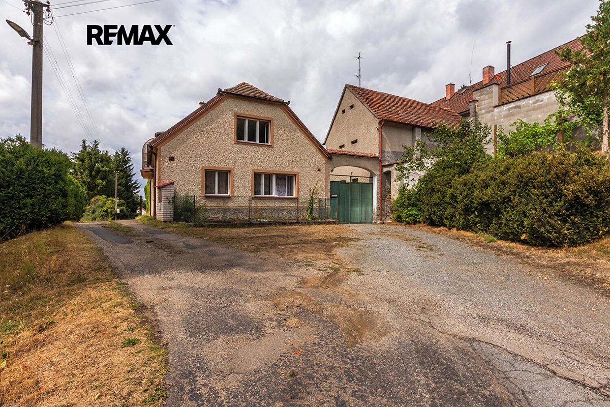 Prodej zemědělské usedlosti 365 m², pozemek 4550 m², Soběhrdy – fotka 1 z 3