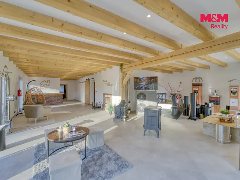 Prodej činžovního domu 453 m², Jesenice – náhled fotky 2