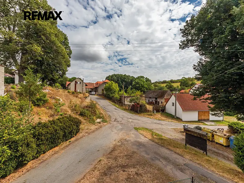 Prodej zemědělské usedlosti 365 m², pozemek 4550 m², Soběhrdy – náhled fotky 3