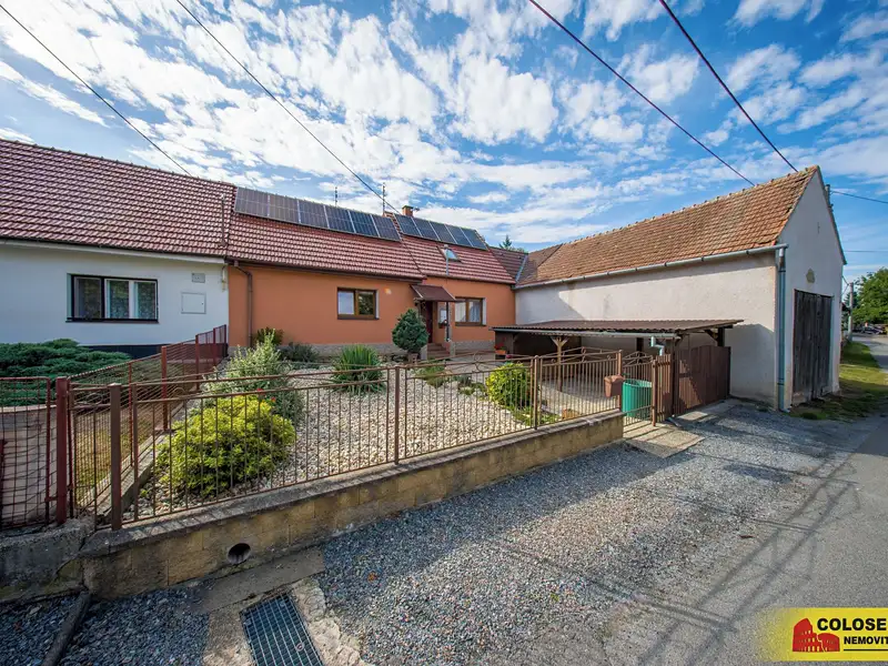 Prodej rodinného domu 95 m², pozemek 696 m², Deblín – náhled fotky 1
