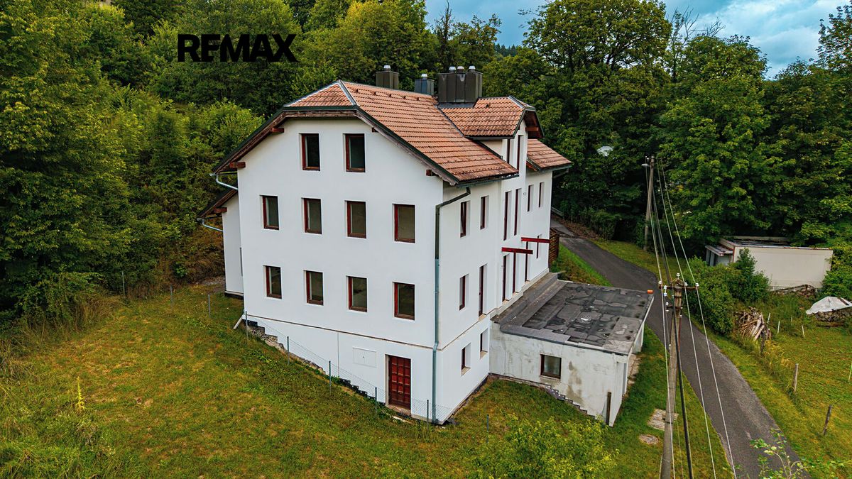 Prodej rodinného domu 600 m², pozemek 728 m², Bozkov – fotka 1 z 3