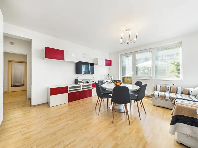 Prodej bytu 3+kk 70 m², Praha – náhled fotky 3