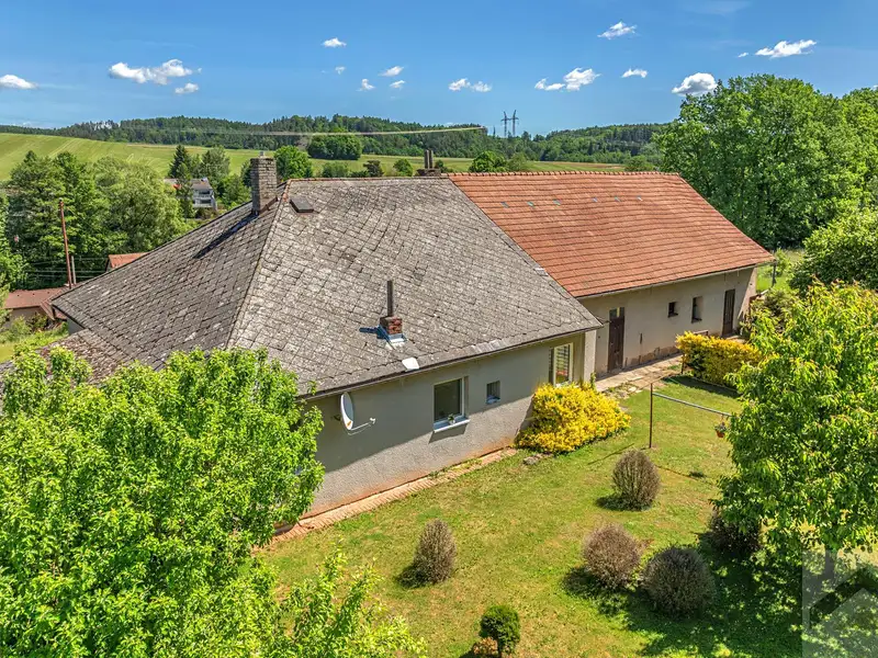 Prodej rodinného domu 149 m², pozemek 1750 m², Rudoltice – náhled fotky 2