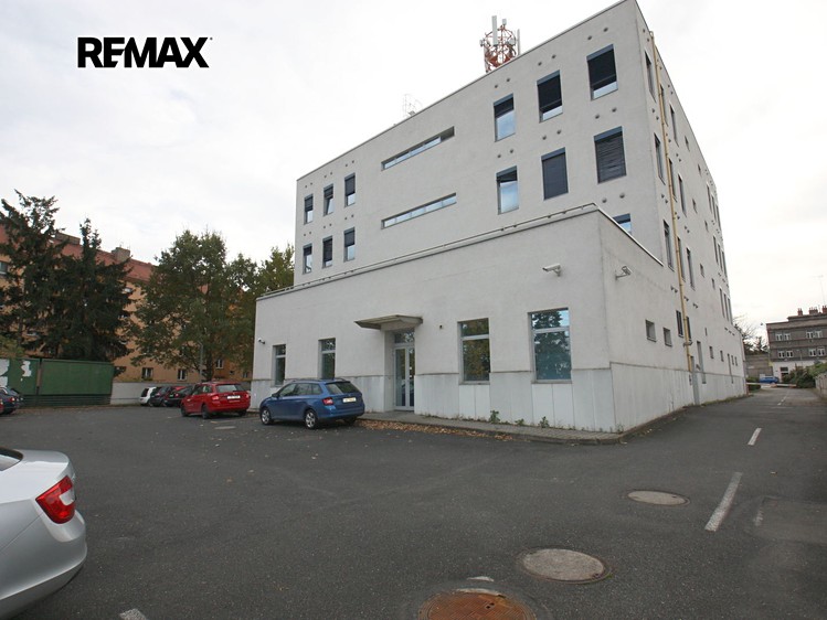 Pronájem komerčního prostoru, 540 m² (26 z 28)