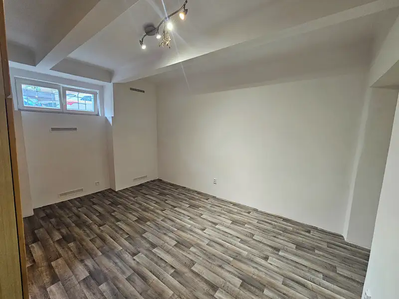 Prodej bytu 1+1 30 m², Praha – náhled fotky 3