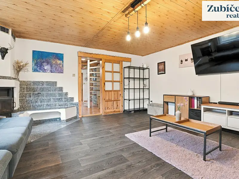 Prodej rodinného domu 120 m², pozemek 1247 m², Zlín – náhled fotky 3