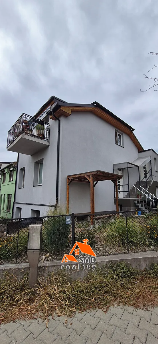 Prodej bytu 4+kk 68 m²