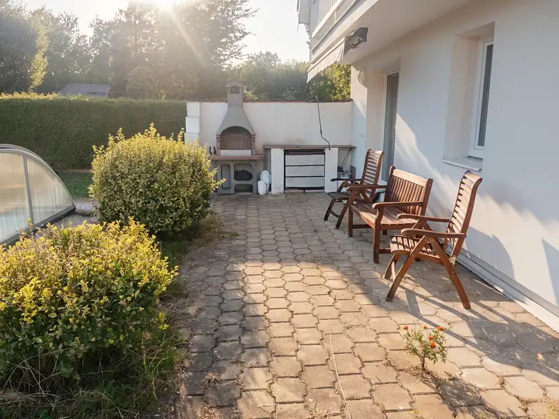 Prodej rodinného domu 155 m², pozemek 647 m², Praha – náhled fotky 2