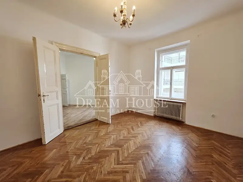 Pronájem bytu 3+1 81 m², Praha – náhled fotky 1