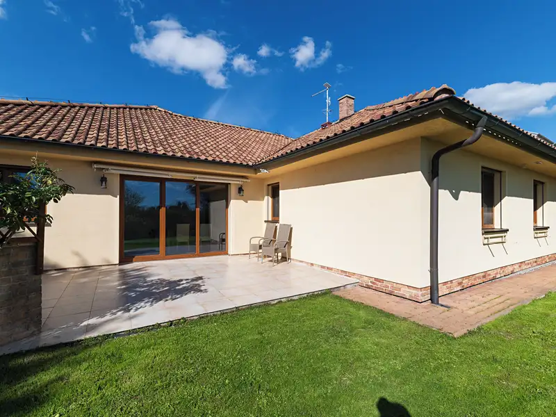 Prodej rodinného domu 206 m², pozemek 728 m², Chválenice – náhled fotky 3