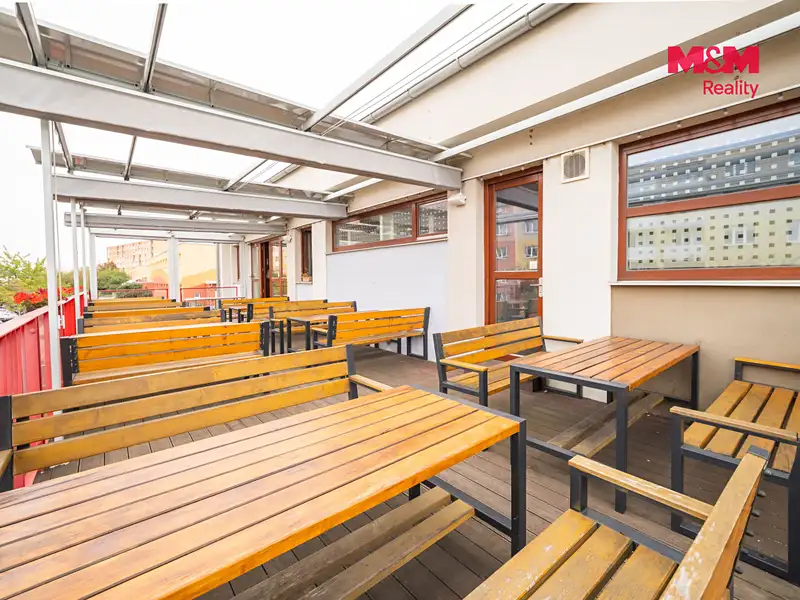 Pronájem restaurace 400 m², Most – náhled fotky 2