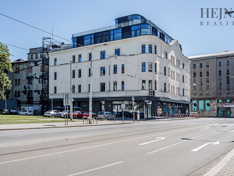 Комерційне приміщення в оренду, 62 м² (1 з 19)