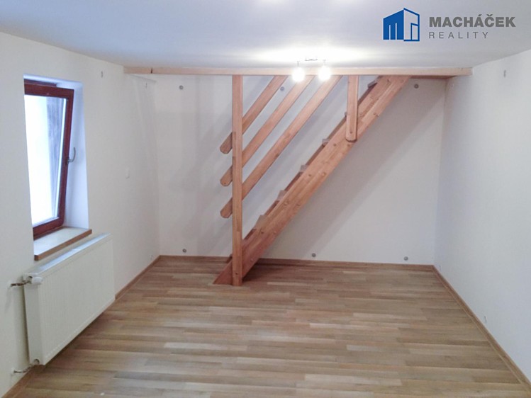 Комерційне приміщення на продаж, 278 м² (22 з 40)