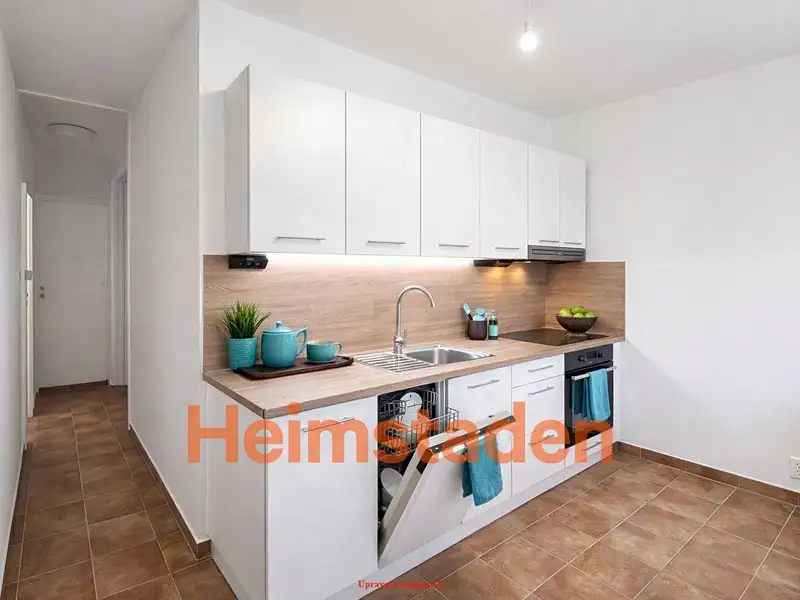 Pronájem bytu 2+1 53 m², Karviná – náhled fotky 2