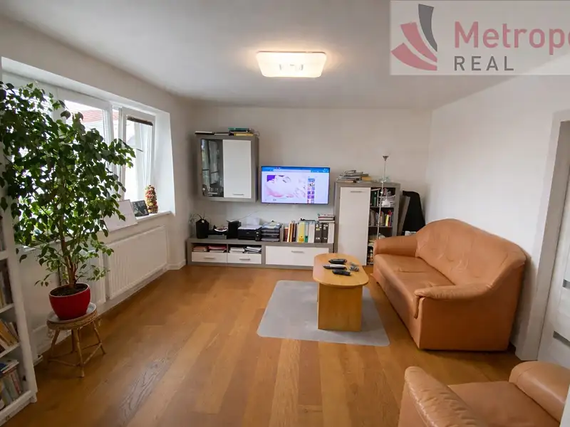 Prodej bytu 2+1 50 m², Pardubice – náhled fotky 1