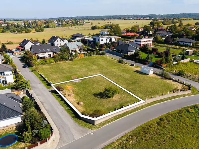 Prodej stavebního pozemku 827 m², Říčany – náhled fotky 3