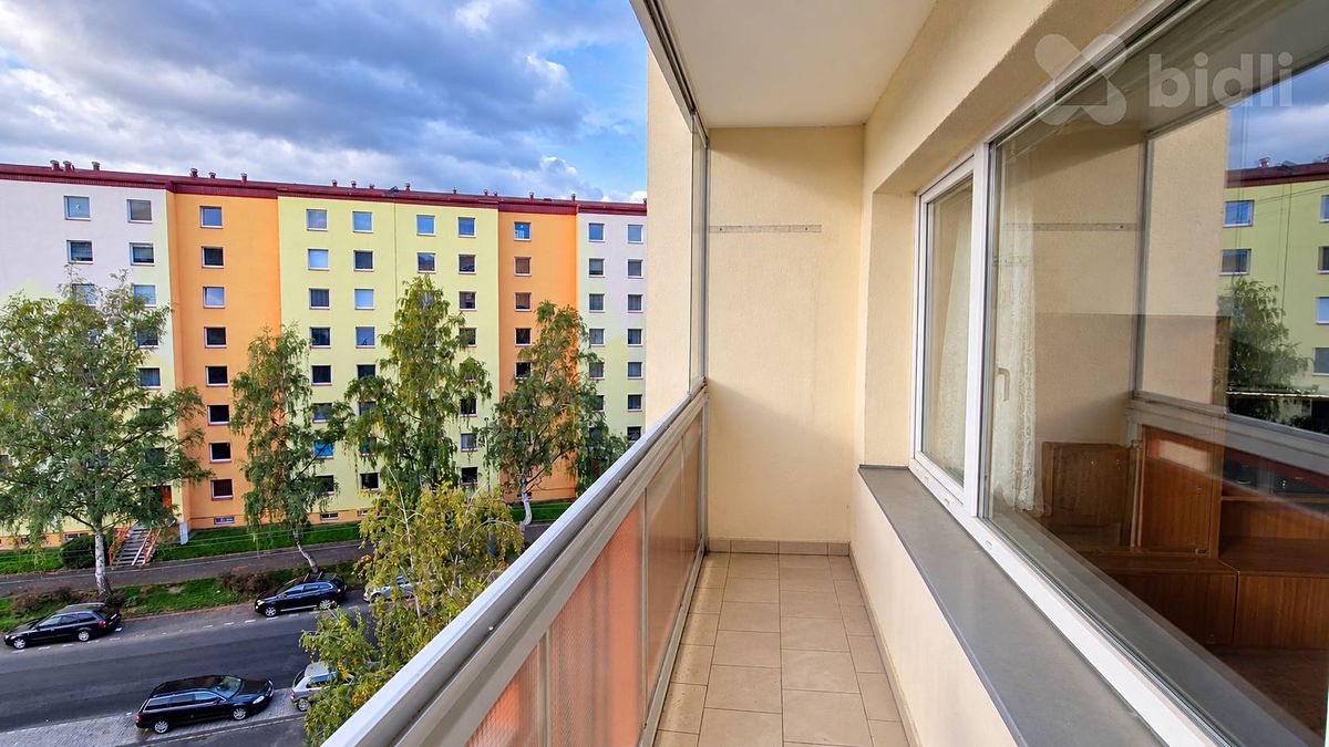 Prodej bytu 3+1 65 m², Teplice – fotka 1 z 3