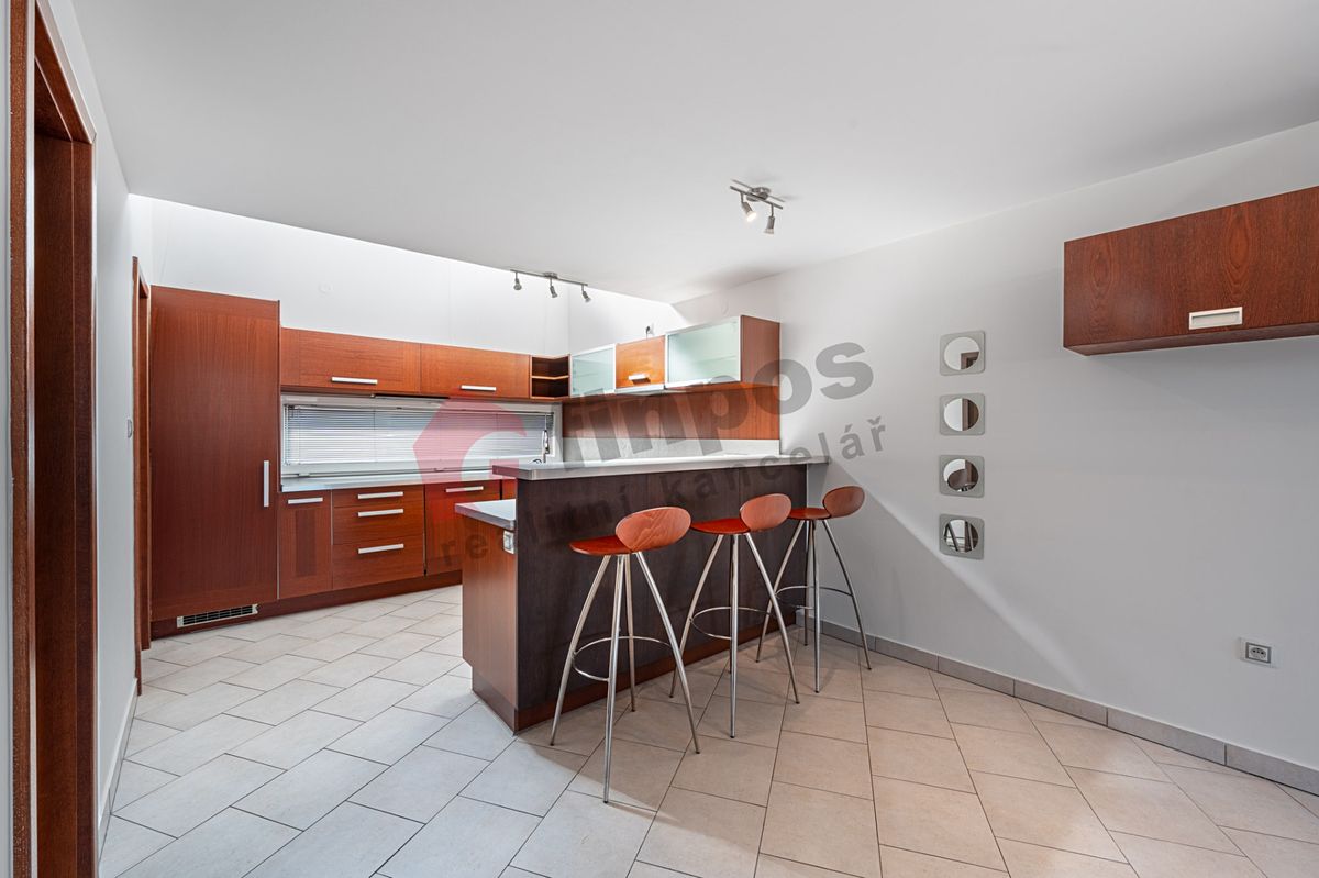 Pronájem rodinného domu 105 m², pozemek 62 m²